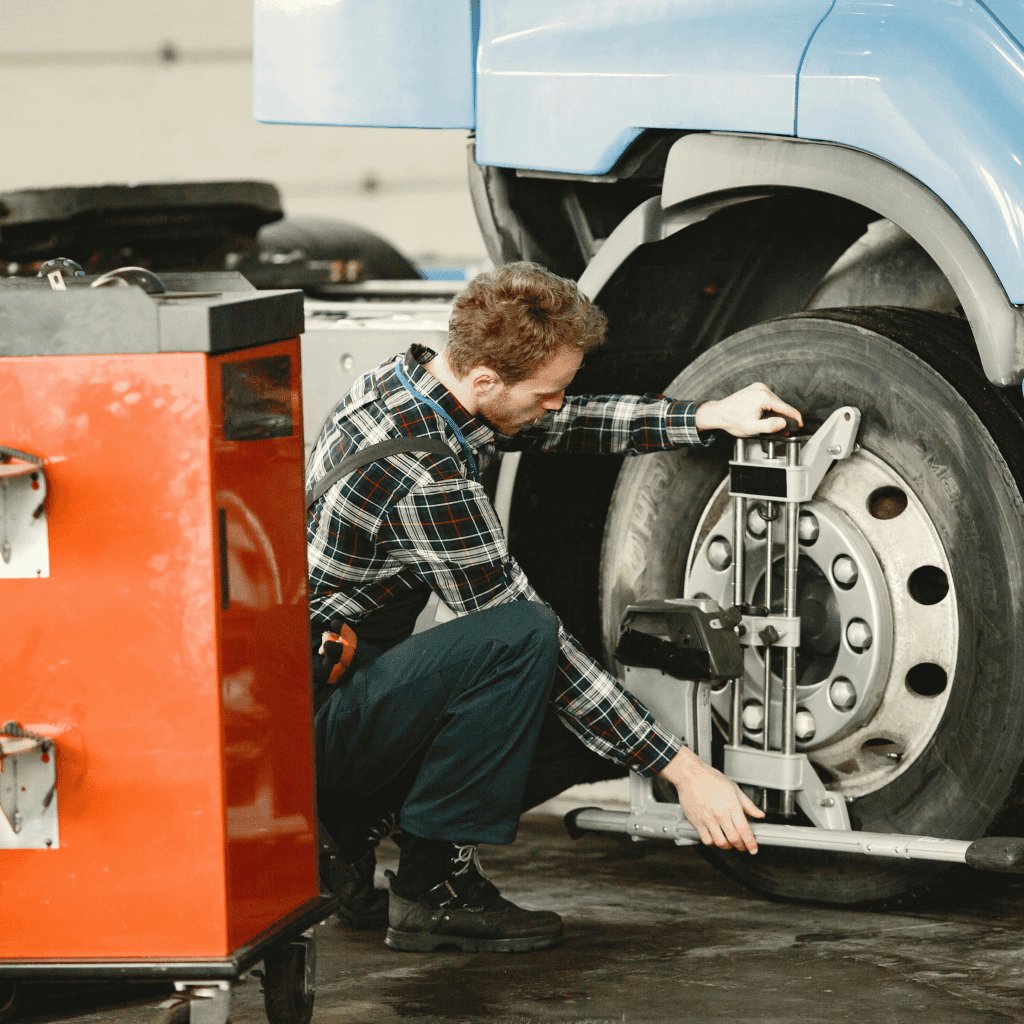 Professional Truck Suspension Repair in Montreal Quebec |  Truck Trailer Suspension Repair | 247 Mobile Service